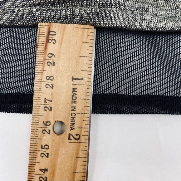 Torrid Tank Top Size 4X Gray V-Neck Flowy Stretch Black Mesh Lining Lined - Picture 11 of 15